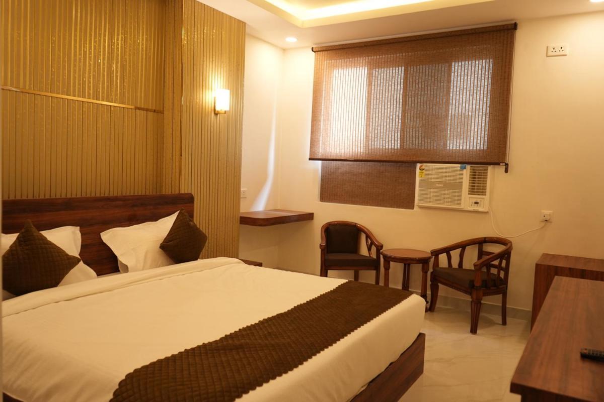 Hotel Golden Palace Lucknow Eksteriør billede