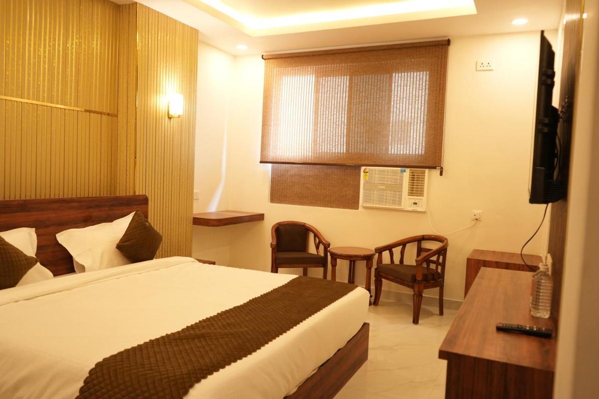 Hotel Golden Palace Lucknow Eksteriør billede